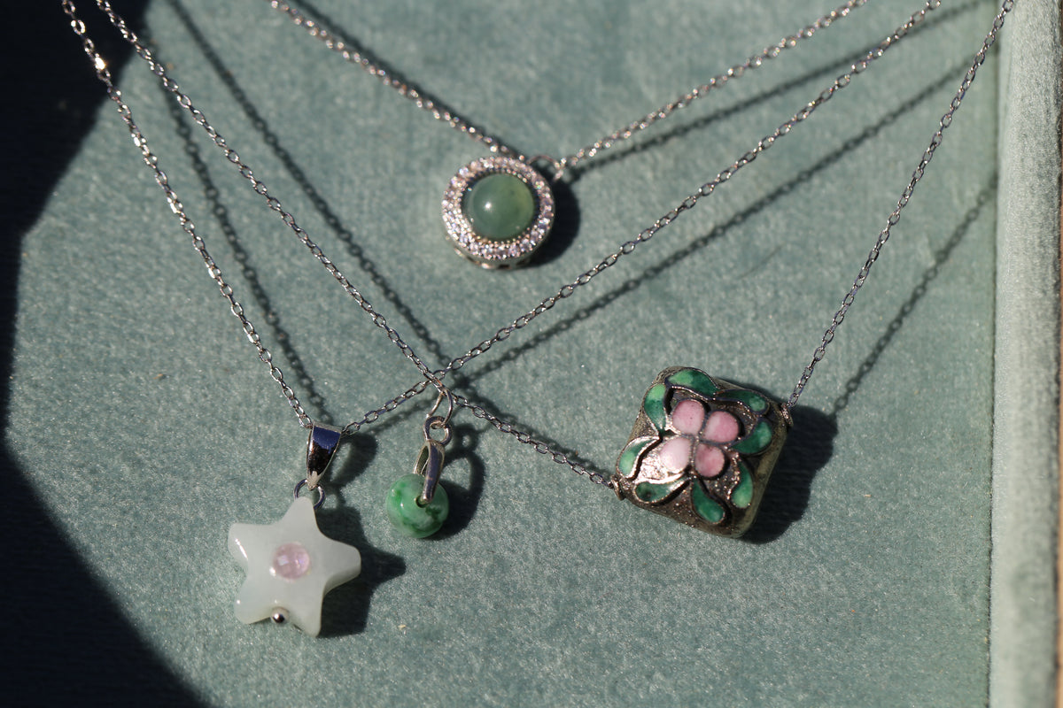 JELLY STAR JADEITE NECKLACE