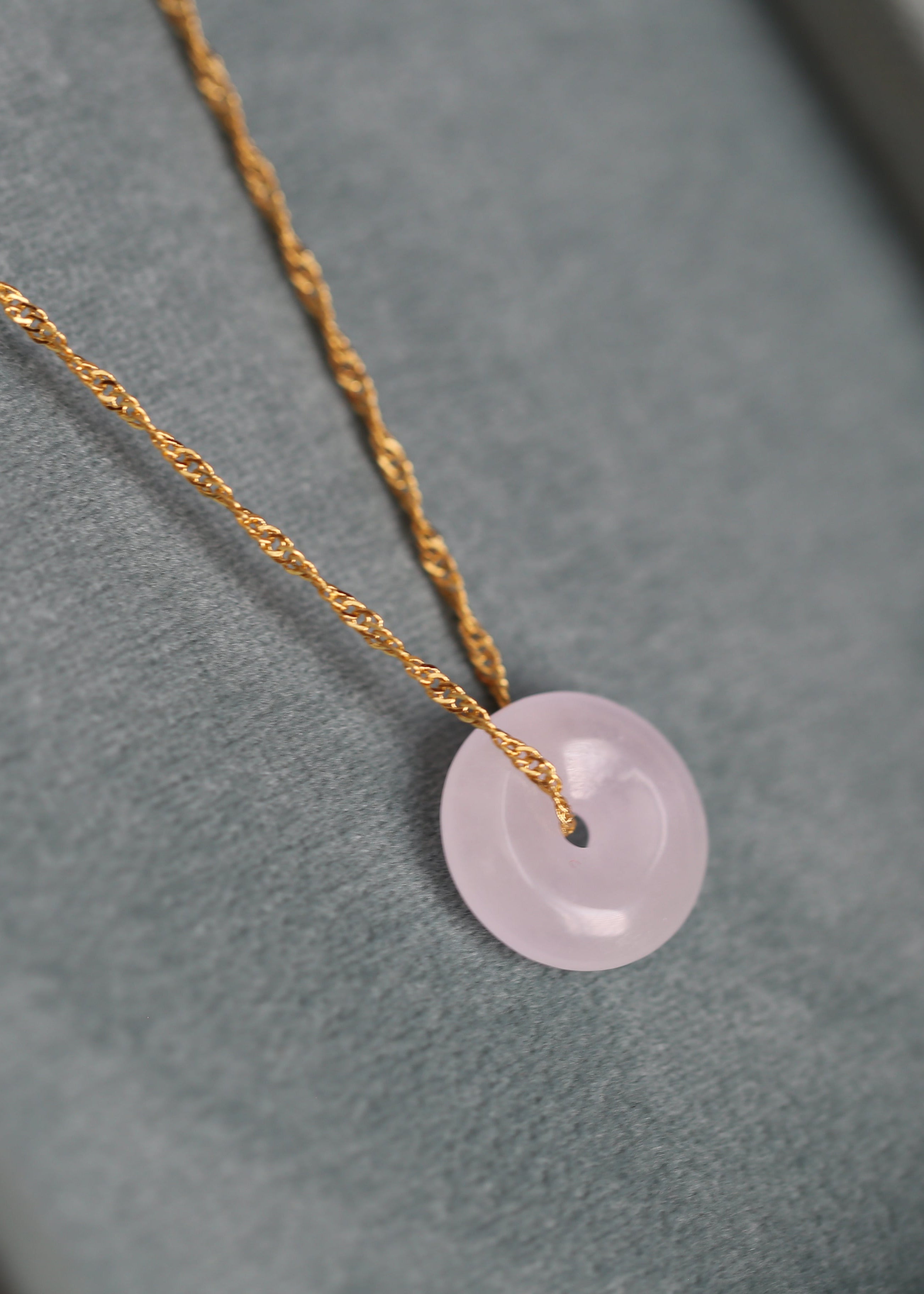 ICY JADEITE BUTTON IN WHITE LAVENDER